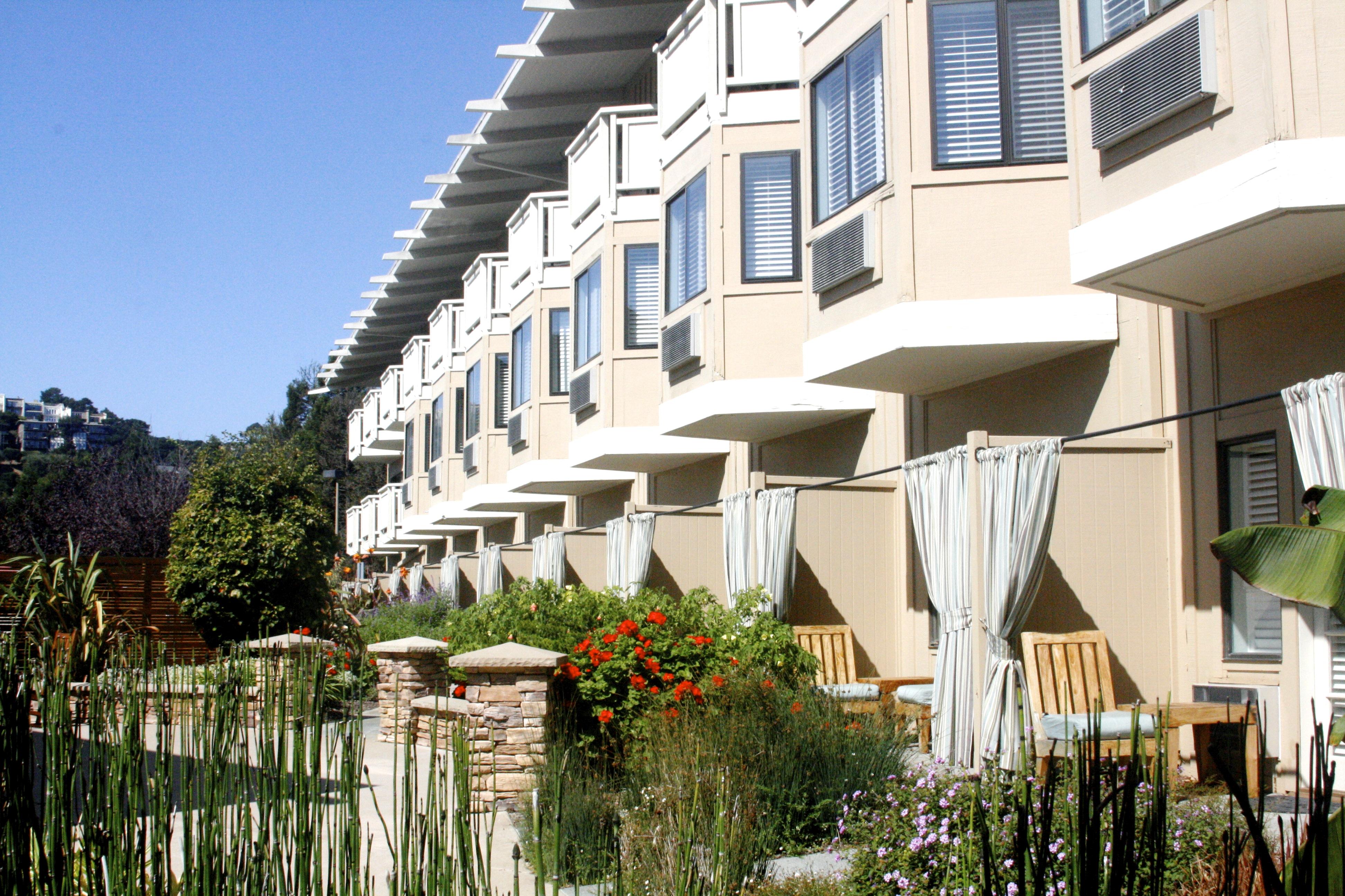 เดอะ ลอดจ์ แอท ทิบูรอน Hotel ทีบูรอน ภายนอก รูปภาพ