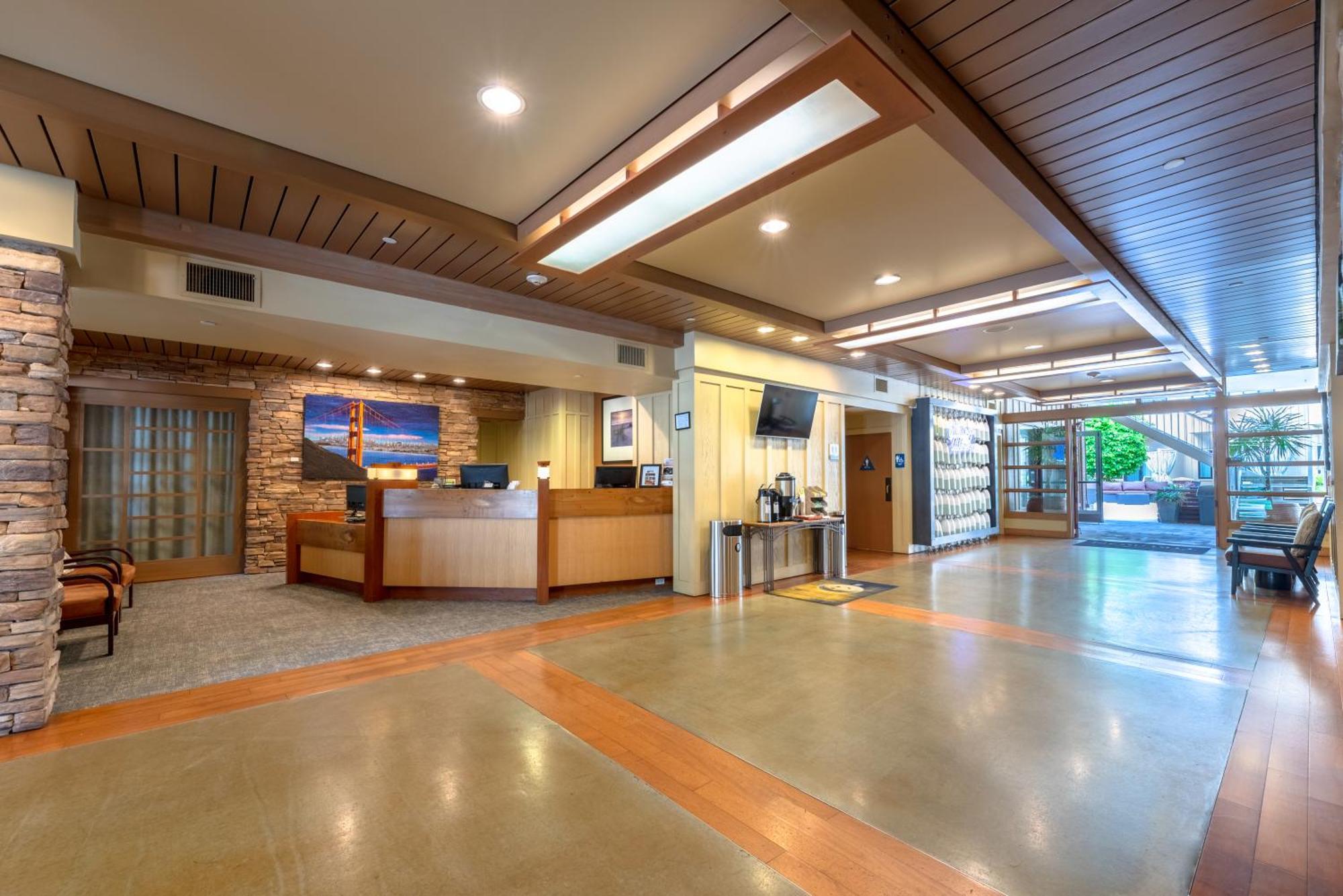 เดอะ ลอดจ์ แอท ทิบูรอน Hotel ทีบูรอน ภายนอก รูปภาพ
